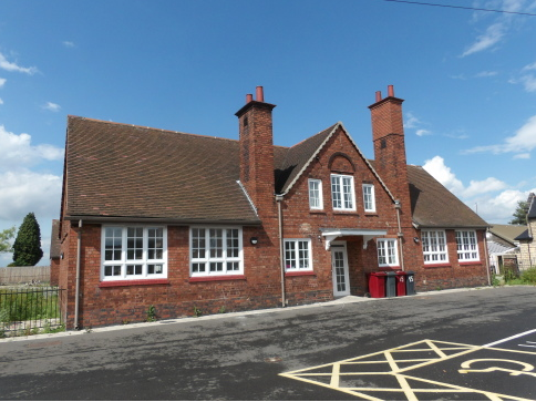 11, Mansfield photo 4