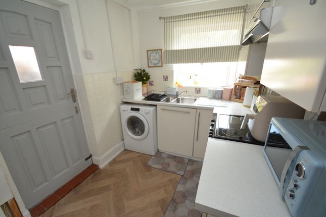 26, Derbyshire Road, Newton Heath photo 4