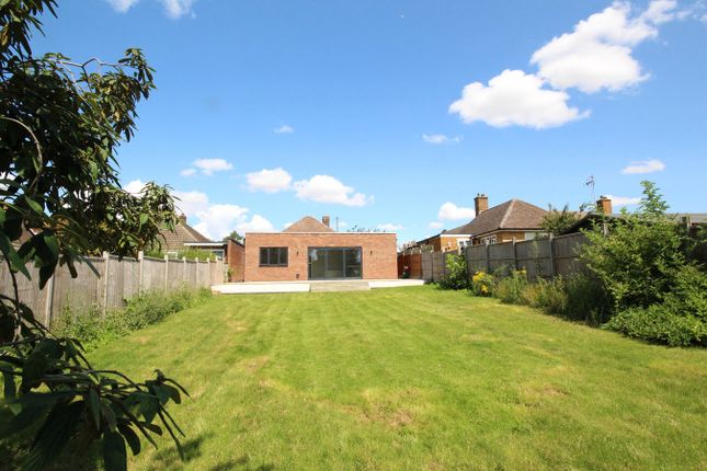 Detached bungalow for sale in Wheat Hill, Letchworth Garden City