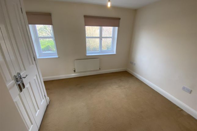5, The Osiers, Stourport-On-Severn photo 5