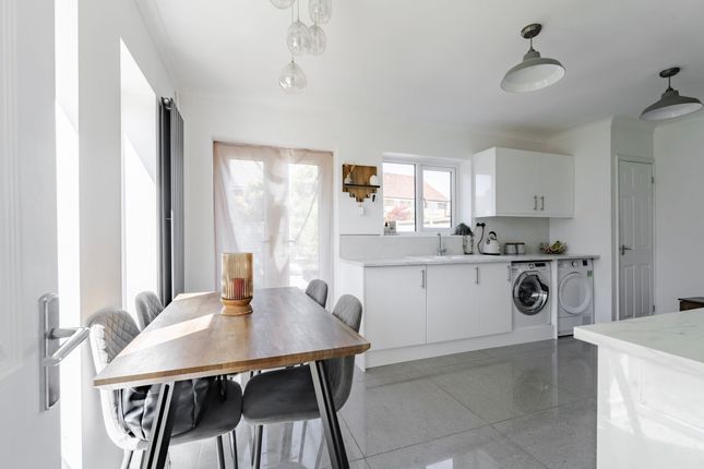 16 Boton Drive, Dereham photo 4