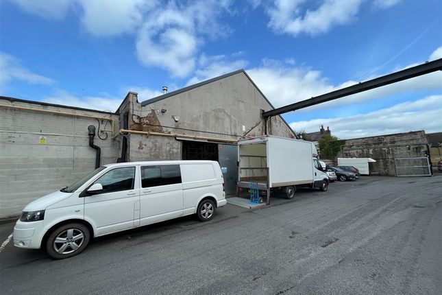 Industrial to let in Bee Mill Industrial Units, Bee Mill, Preston