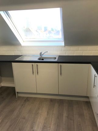 Flat 4, 33, Wolviston Road, Billingham photo 3