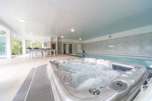 Pool House
