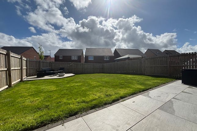 1, Daffodil Gardens, Cramlington photo 2