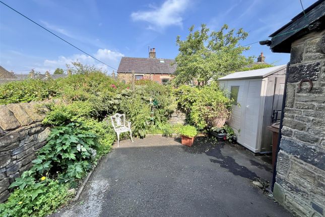 54, Wood Street, Glossop photo 5