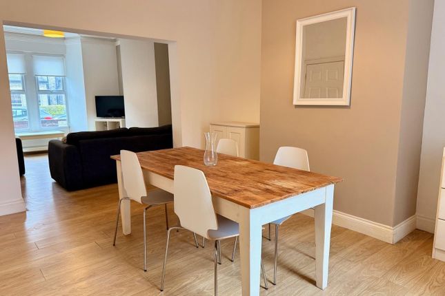 Cardigan Terrace, Newcastle Upon Tyne photo 3