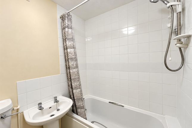 Nicholson Court, Hereford photo 4
