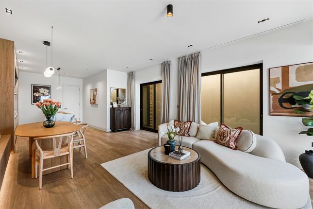 Flat 1, 50, Creswick Road, Acton photo 4