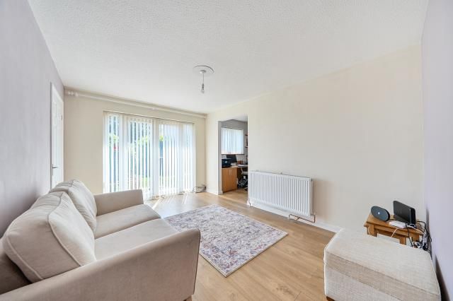 1, Woodcote Green, High Wycombe photo 4
