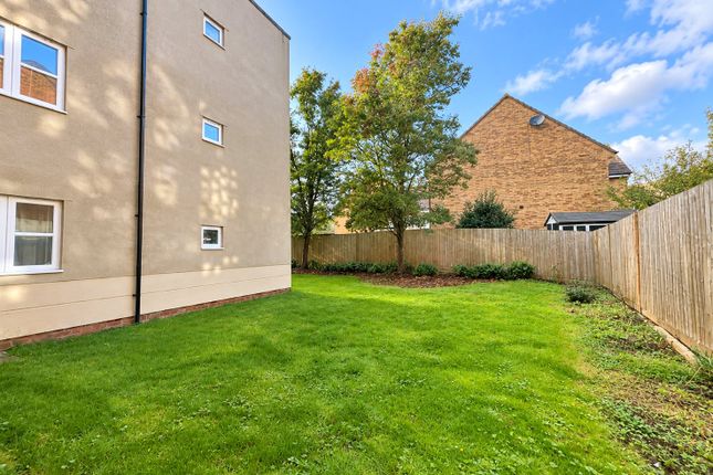 Strathearn Drive, BRISTOL photo 2