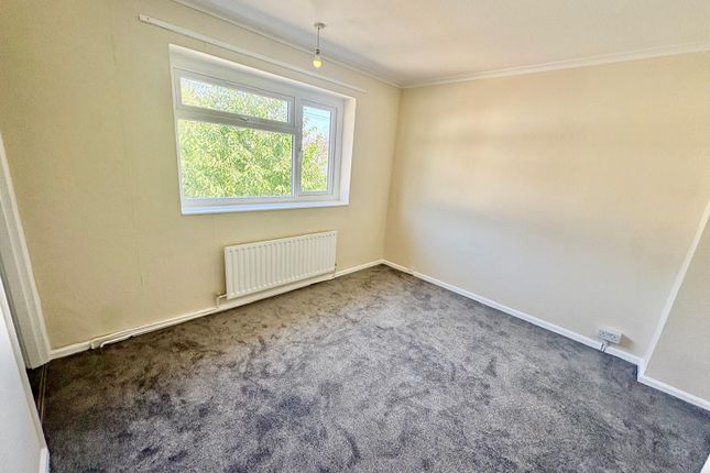 44, Nottingham photo 5