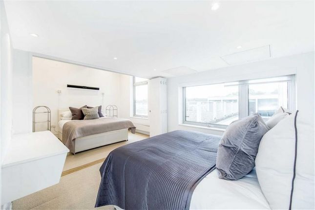 Flat 6, The Piper Building, Peterborough Road, LONDON photo 4