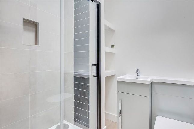 Portnall Yard, 238, Portnall Road, London photo 4