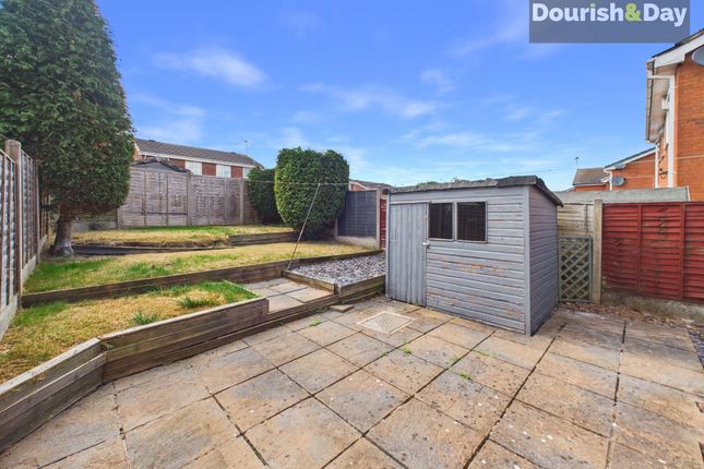 7 Thames Way, Stafford photo 3