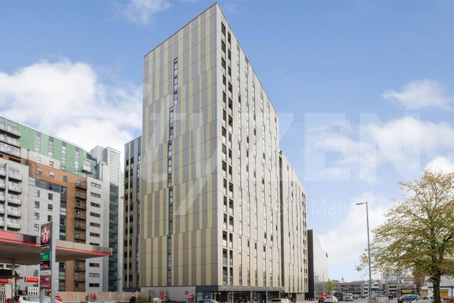 2-bed flat on 101, Hallmark Tower, 6 Cheetham Tower, Manchester, £265,000