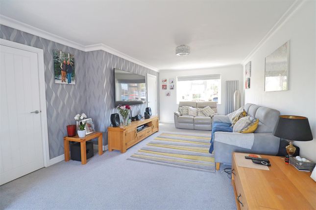 1, Maylands Drive, Braintree photo 2