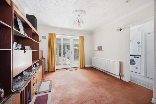 134, Raynton Drive, Hayes photo 3