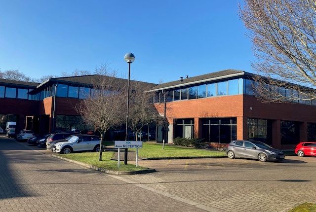 Thumbnail Office to let in Sentinel House, Building B, Ancells Business Park, Harvest Crescent, Fleet