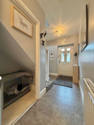 25 The Fouracres, Wakefield photo 4
