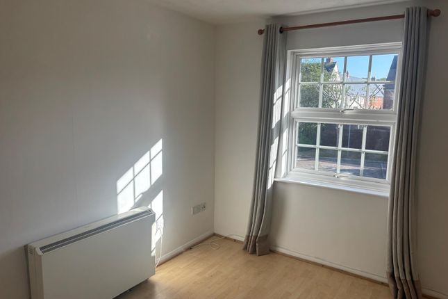 7, Shearers Way, Chelmsford photo 3