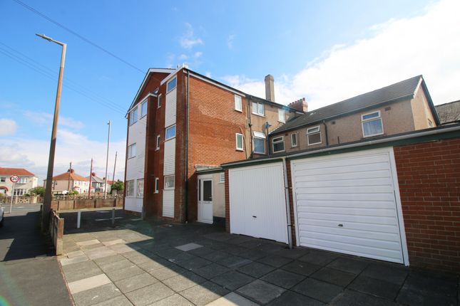 1, Beach Road, Thornton-Cleveleys photo 2