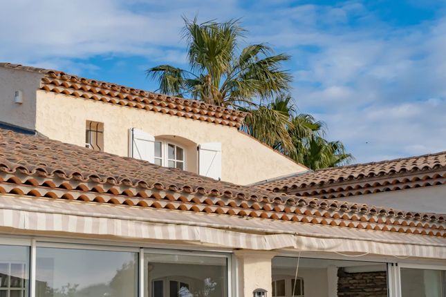 Villa for sale in Les Adrets De l Esterel, Cannes Area, French Riviera
