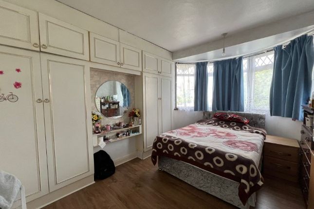 Thumbnail Semi-detached house to rent in Whitton Avenue West, Greenford