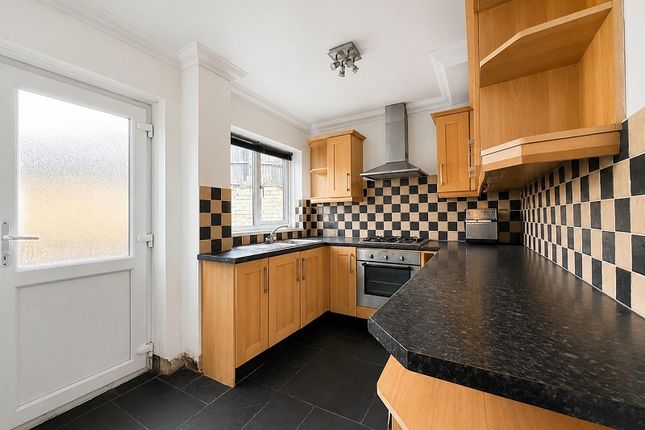 2, Heol Seward, Pontypridd photo 4