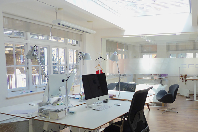 Thumbnail Office to let in 22-25 Eastcastle Street, 2nd Fl (East), Fitzrovia, London