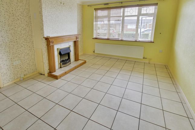 24, Smiths Drive, March photo 3