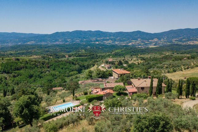 Country house for sale in Florence, Tuscany, Italy