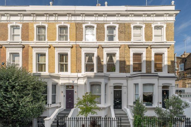Thumbnail Property to rent in Fawcett Street, London