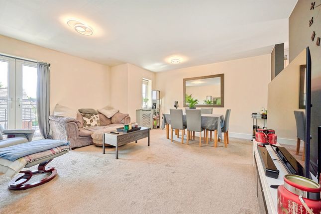 77, Sanville Gardens, WARE photo 4