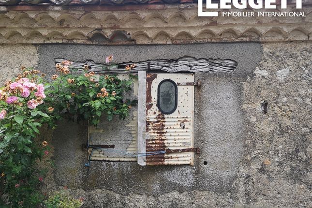 Villa for sale in Sirac, Gers, Occitanie