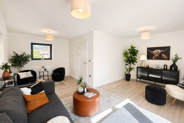 3 Sorrel Close,, Farnborough, Hampshire photo 2