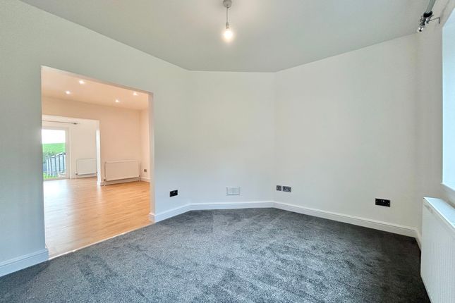 43 Westfield, Exeter photo 2