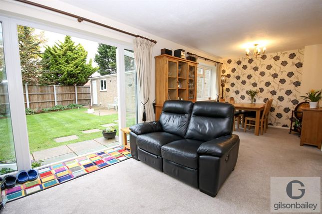 10, Wild Radish Close, Norwich photo 3