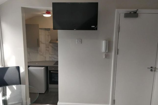 3, Hawkwood Mount, London photo 5