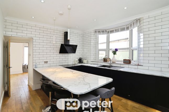 32, Ombersley Road, Newport photo 2