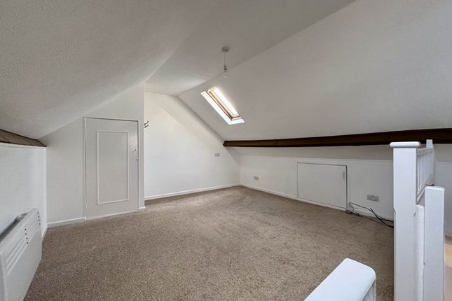 4 Mitre Mews, Bristol photo 2