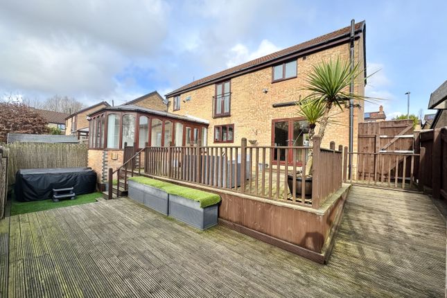 29, Lambton Court, Peterlee photo 2