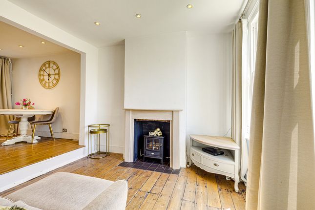 6, Norman Terrace, Leigh-on-sea photo 4
