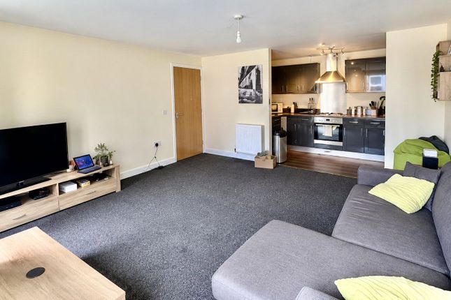 148, Monticello Way, West Midlands photo 2