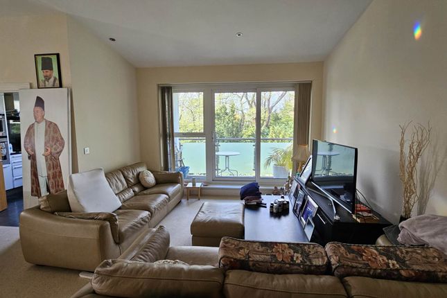 Flat 7, Gordon Avenue, Stanmore photo 2