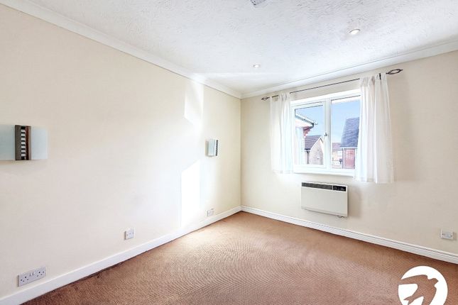 13 Merton Court,,, Church Road, Kent photo 5