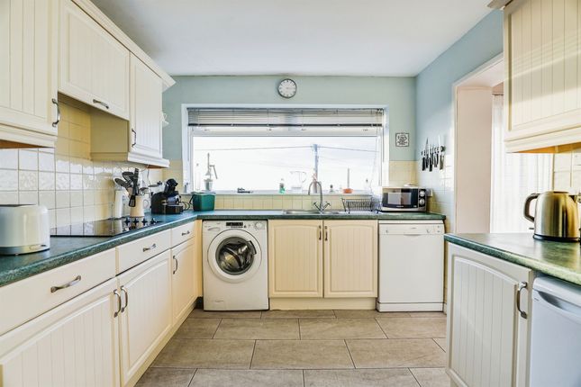Detached house for sale in Somerset View, Ogmore-By-Sea, Bridgend