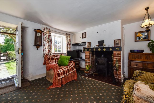 Cottage for sale in Crook Hill, Braishfield, Hampshire