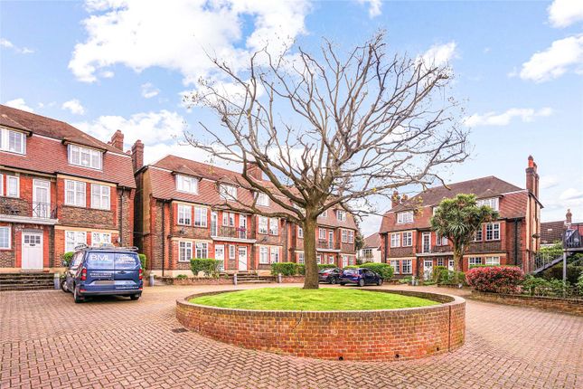 Flat to rent in Park Hill Court, Beeches Road, London