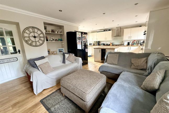 Carmarthen Road, Llanelli photo 2